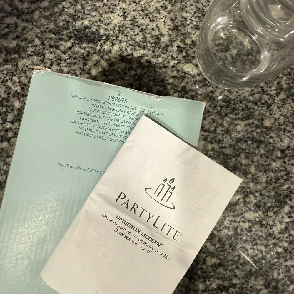 PartyLite Naturally Modern‎ Votive Candle Set - Picture 7 of 7